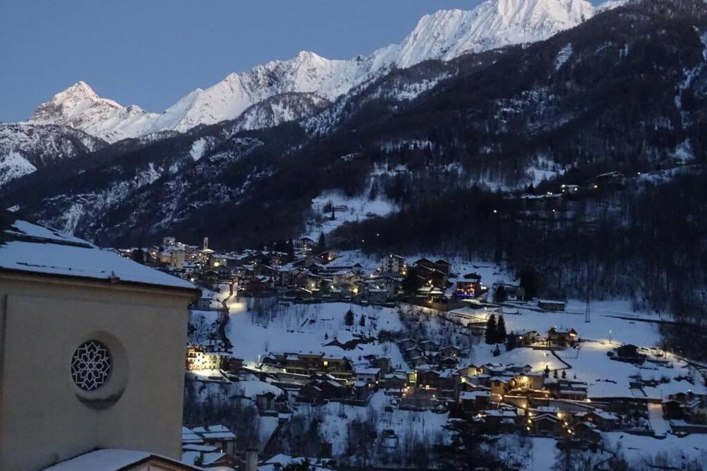 Ferrari'S: Bright Apartment With Magnificent View Chiesa in Valmalenco Exteriör bild