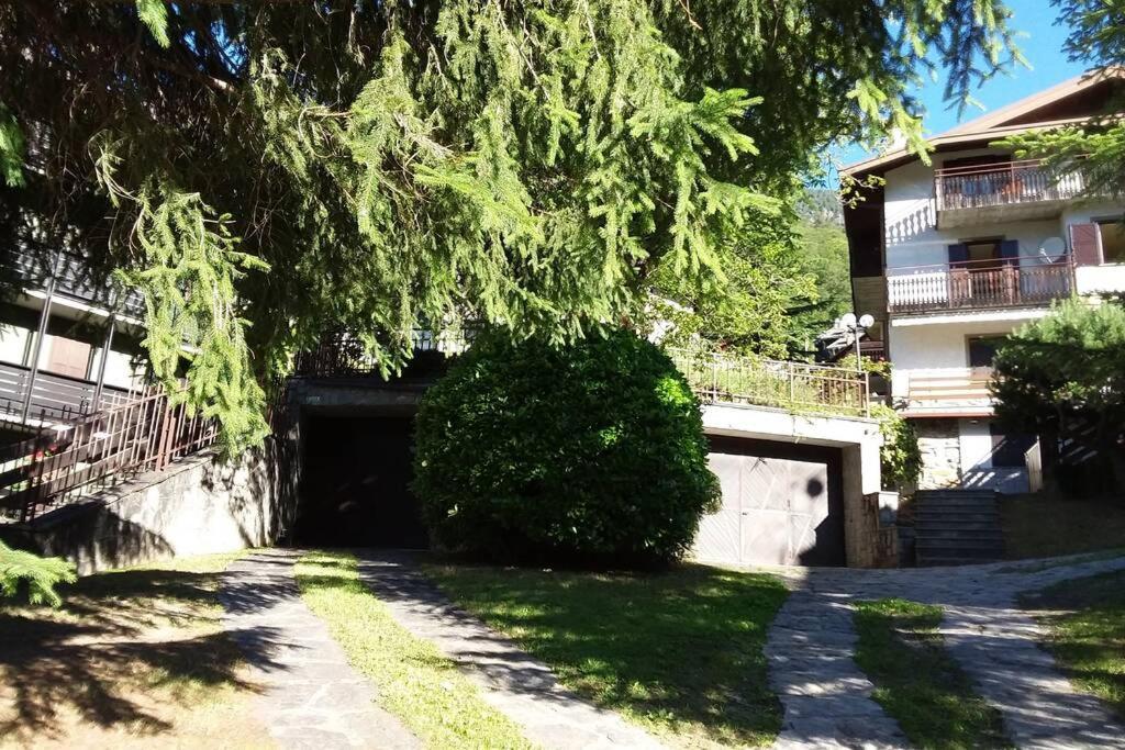 Ferrari'S: Bright Apartment With Magnificent View Chiesa in Valmalenco Exteriör bild