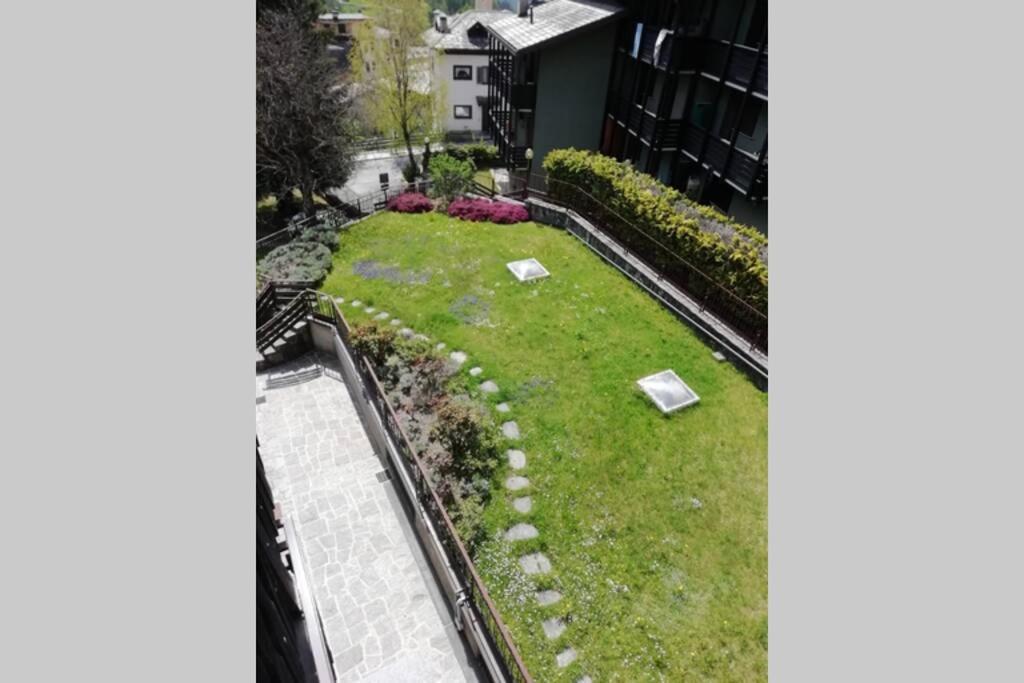 Ferrari'S: Bright Apartment With Magnificent View Chiesa in Valmalenco Exteriör bild